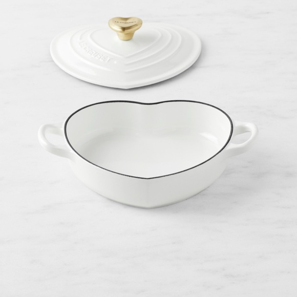 Le Creuset Enameled Cast Iron Shallow Heart Oven - Picture 2 of 2